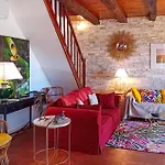 Feriehus Awesome In Saint-laurent-du-verdo