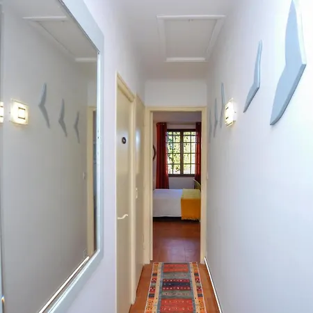 Semesterbostad Gorgeous In Saint-laurent-du-verdo