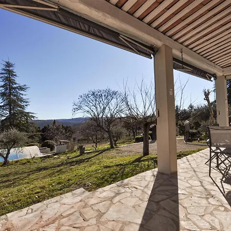 Gorgeous In Saint-laurent-du-verdo