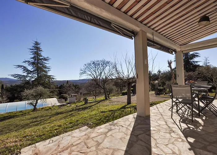 Gorgeous In Saint-laurent-du-verdo